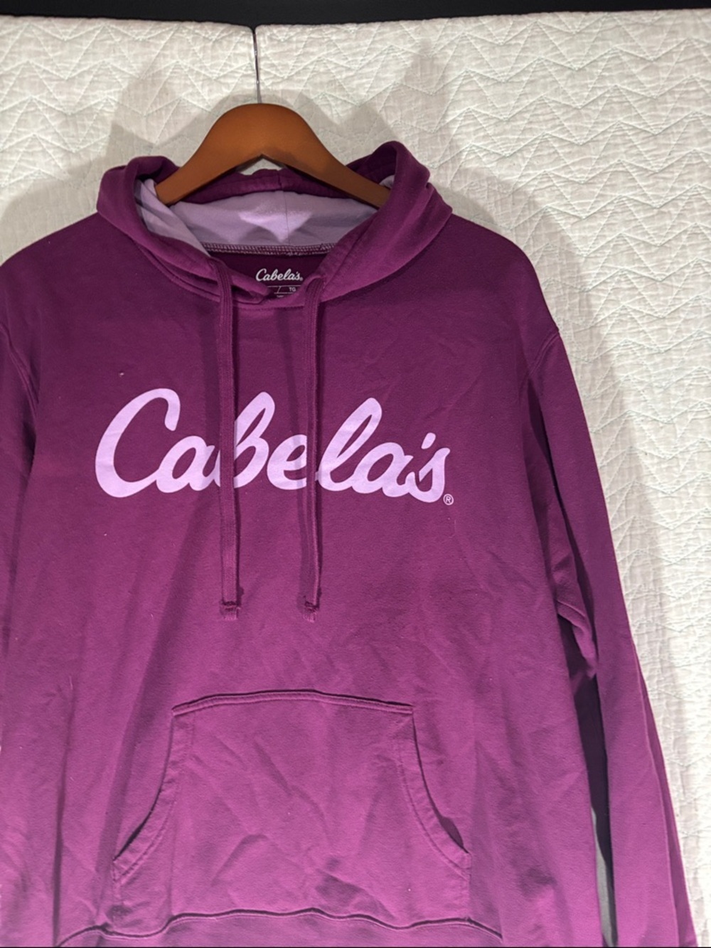 Cabela's Women's Plum Logo Pullover Hoodie - Light Lilac Script - Picture 4 of 7